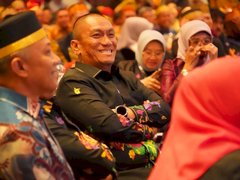 Bupati Luwu Timur, Irwan Bachri Syam, saat menghadiri Pertemuan Saudagar Bugis Makassar (PSBM) XXVI 2026 yang digelar di Hotel Claro Makassar, Kamis (26/03/2026). @Jejakfakta/dok. Humas Pemkab Lutim 