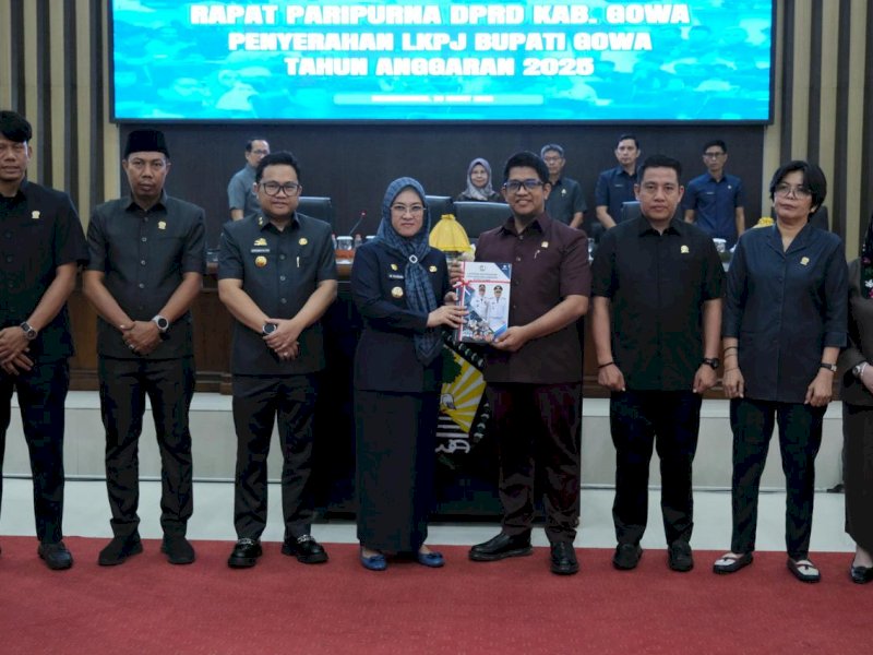 Bupati Gowa, Sitti Husniah Talenrang, menyampaikan Laporan Keterangan Pertanggungjawaban (LKPJ) Tahun Anggaran 2025 dalam Rapat Paripurna DPRD Gowa di Kantor DPRD Gowa, Minggu (29/3/2026). @Jejakfakta/dok. Humas Pemkab Gowa