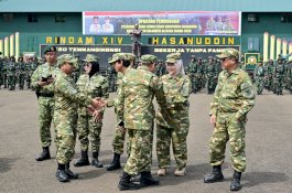 Aliyah Mustika Ilham Hadiri Pembukaan Latsarmil Komcad, Dorong ASN dan Kepala Desa Perkuat Semangat Bela Negara