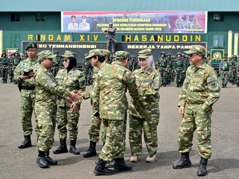 Wakil Wali Kota Makassar, Aliyah Mustika Ilham, saat menghadiri pembukaan Latihan Dasar Militer (Latsarmil) Komponen Cadangan (Komcad) bagi ASN dan kepala desa se-Sulawesi Selatan di Rindam XIV/Hasanuddin, Desa Mata Allo, Kecamatan Bontomarannu, Kabupaten Gowa, Senin (30/3/2026). @Jejakfakta/dok. Humas Pemkot Makassar
