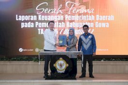Gowa Serahkan LKPD 2025, Targetkan Raih WTP ke-14 dari BPK