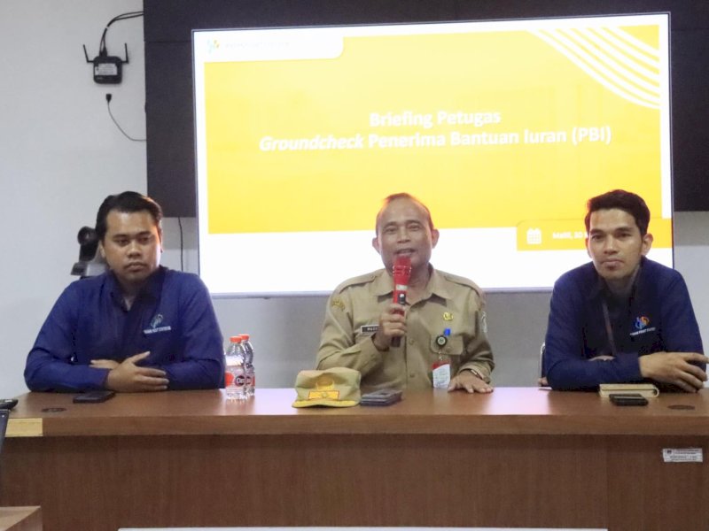Kepala Dinas Sosial, Pemberdayaan Perempuan dan Perlindungan Anak (Dinsos P3A) Kabupaten Luwu Timur, Masdin, saat sosialisasi groundcheck Penerima Bantuan Iuran (PBI), Senin (30/03/2026). @jejakfakta/dok. Istimewa