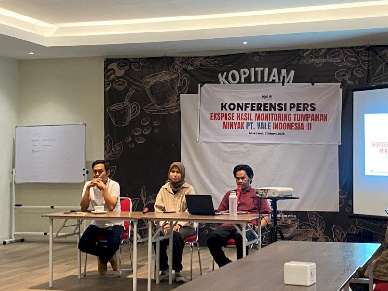 Kepala Divisi Perlindungan Ekosistem Esensial WALHI Sulawesi Selatan, Zulfaningsih HS, saat memberikan keterangan pers kepada media, Selasa (31/2/2026). @Jejakfakta/dok. Istimewa