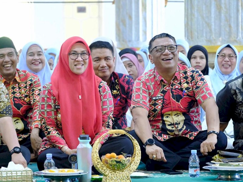 Bupati Gowa, Sitti Husniah Talenrang,  saat menghadiri  Halal Bihalal yang digelar di Masjid Jami' Baitul Makmur Bontomaero, Desa Maccinibaji, Kecamatan Bajeng, Kamis (2/4/2026). @Jejakfakta/dok. Humas Pemkab Gowa