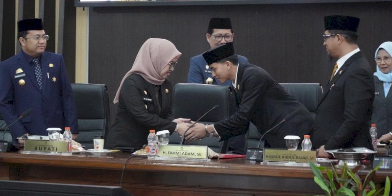Hadiri Pelantikan Ketua DPRD Gowa, Bupati Talenrang Tekankan Sinergi untuk Kesejahteraan Masyarakat