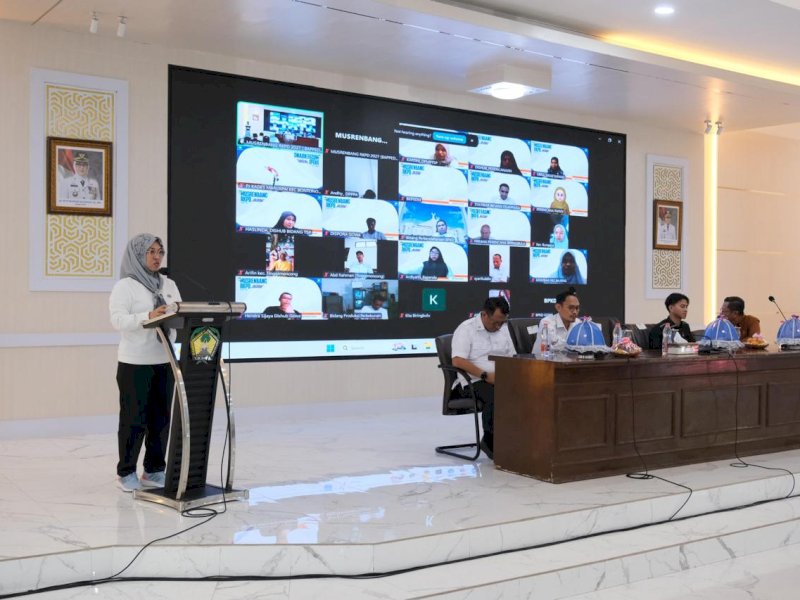 Bupati Gowa, Sitti Husniah Talenrang, saat menghadiri Musyawarah Perencanaan Pembangunan (Musrenbang) RKPD Tahun 2027 yang digelar di Baruga Tinggimae, Rumah Jabatan Bupati Gowa, Rabu (8/4/2026). @Jejakfakta/dok. Humas Pemkab Gowa