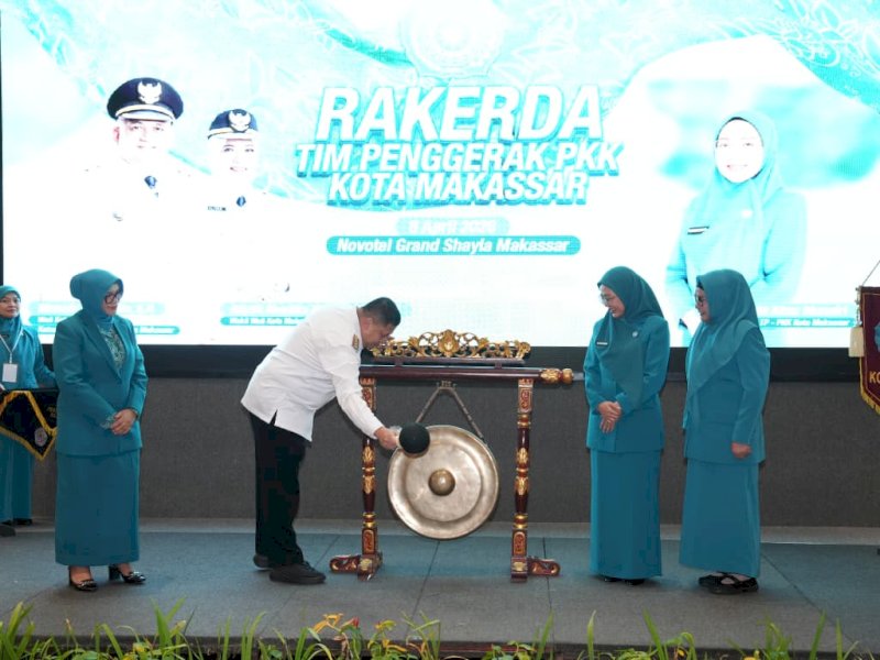 Wali Kota Makassar, Munafri Arifuddin, saat membuka Rapat Kerja (Raker) TP PKK Kota Makassar di Novotel Grand Shayla Makassar, Rabu (8/4/2026).  @Jejakfakta/dok. Humas Pemkot Makassar