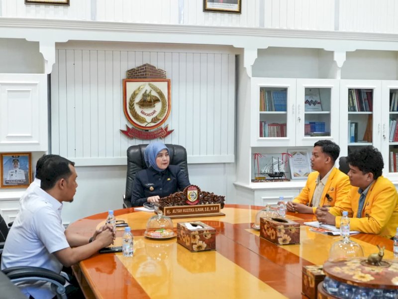 Wakil Wali Kota Makassar, Aliyah Mustika Ilham, saat menerima audiensi Majelis Permusyawaratan Mahasiswa Universitas Negeri Makassar (MPM UNM) periode 2025&ndash;2026, di Kantor Wali Kota Makassar, Rabu (15/4/2026). @Jejakfakta/dok. Humas Pemkot Makassar