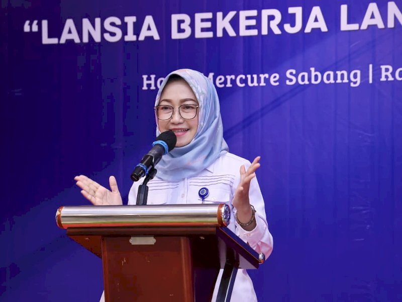 Plt. Direktur Jenderal Binapenta dan PKK Kemnaker, Estiarty Haryani membuka Workshop "Inklusi untuk Semua: Lansia Bekerja, Lansia Sejahtera" di Jakarta, Rabu (15/4/2026). @jejakfaktacom/Humas Kemnaker