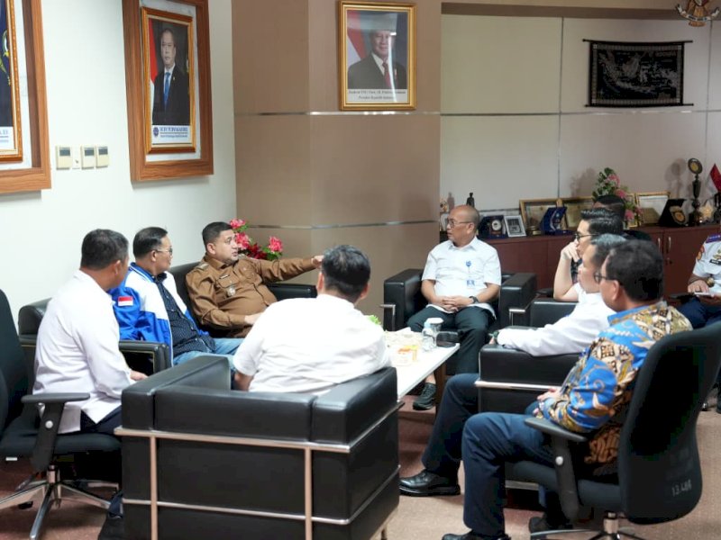 Wali Kota Makassar, Munafri Arifuddin, saat pertemuan bersama jajaran Direktorat Perhubungan Laut yang berlangsung di kampus Politeknik Ilmu Pelayaran Makassar, Jalan Salodong, Selasa (14/4/2026). @Jejakfakta/dok. Humas Pemkot Makassar