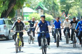 Bupati Pangkep Pimpin ASN Bersepeda ke Kantor, Program Bike to Work Mulai Digalakkan