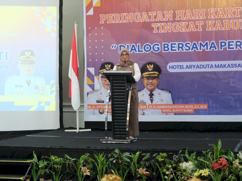 Bupati Gowa, Sitti Husniah Talenrang, saat menghadiri Peringatan Hari Kartini yang dirangkaikan dengan kegiatan &ldquo;Dialog Bersama Perempuan Inspiratif&rdquo; yang diselenggarakan oleh Dinas Pemberdayaan Perempuan dan Perlindungan Anak (DP3A) Kabupaten Gowa di Hotel Aryaduta Makassar, Jumat (24/4/2026). @Jejakfakta/dok. Humas Pemkab Gowa