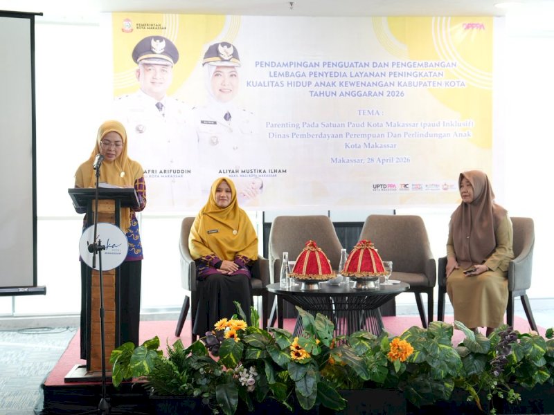 Bunda PAUD Kota Makassar, Melinda Aksa, saat membuka kegiatan pendampingan penguatan dan pengembangan lembaga penyedia layanan peningkatan kualitas hidup anak dengan tema Parenting pada Satuan PAUD Makassar Inklusif, yang berlangsung di Hotel Vasaka Makassar, Selasa (28/04/2026). @Jejakfakta/dok. Humas Pemkot Makassar