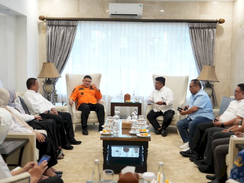 Wali Kota Makassar, Munafri Arifuddin, saat menerima kunjungan Tim Panitia Daerah MTQ KORPRI 2026 di Rumah Jabatan Wali Kota, Rabu (29/4/2026). @Jejakfakta/dok. Humas Pemkot Makassar