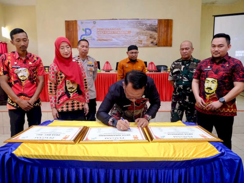 Sekretaris Daerah Kabupaten Gowa, Andy Azis, saat menghadiri  sosialisasi dan pencanangan Program Desa Cantik yang dirangkaikan dengan persiapan Sensus Ekonomi 2026 digelar di Aula Kantor Camat Bontomarannu, Kamis (30/4/2026). @Jejakfakta.dok. Humas Pemkab Gowa 