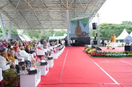 Pimpin Upacara Hari Pendidikan Nasional, Munafri Gaungkan Pendidikan Inklusif dan Berkualitas