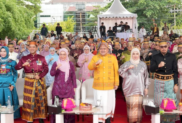 Kado Hardiknas 2026, Munafri Tingkatkan Insentif Guru dan Fasilitas Siswa di Makassar