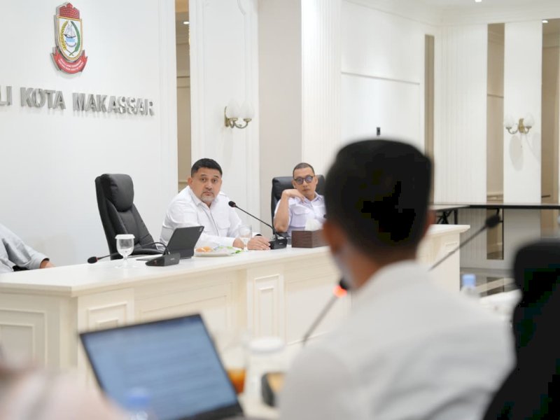 Wali Kota Makassar, Munafri Arifuddin, saat memimpin rapat koordinasi persiapan pelaksanaan Indonesia Gastrodiplomacy Series (IGS) 2026 yang dijadwalkan berlangsung pada 23&ndash;25 Juni 2026 di Balai Kota Makassar, Rabu (6/5/2026). @Jejakfakta/dok. Humas Pemkot Makassar