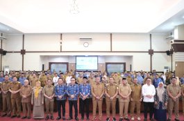 &ldquo;Tiga Kartu Sakti&rdquo; Jadi Senjata Luwu Timur Tekan Kemiskinan, Wabup Puspawati Paparkan Capaian di Forum Sulsel