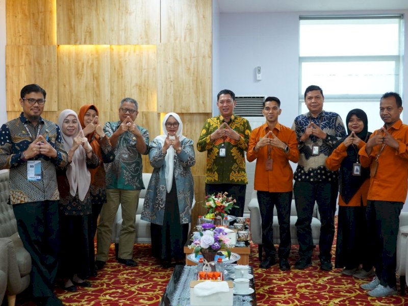 Wakil Bupati Luwu Timur, Puspawati Husler saat menerima audiensi Kepala BPS Sulawesi Selatan, Aryanto di Lounge Ruang Kerja Bupati Luwu Timur, Kamis (23/04/2026). @Jejakfakta/dok. Istimewa