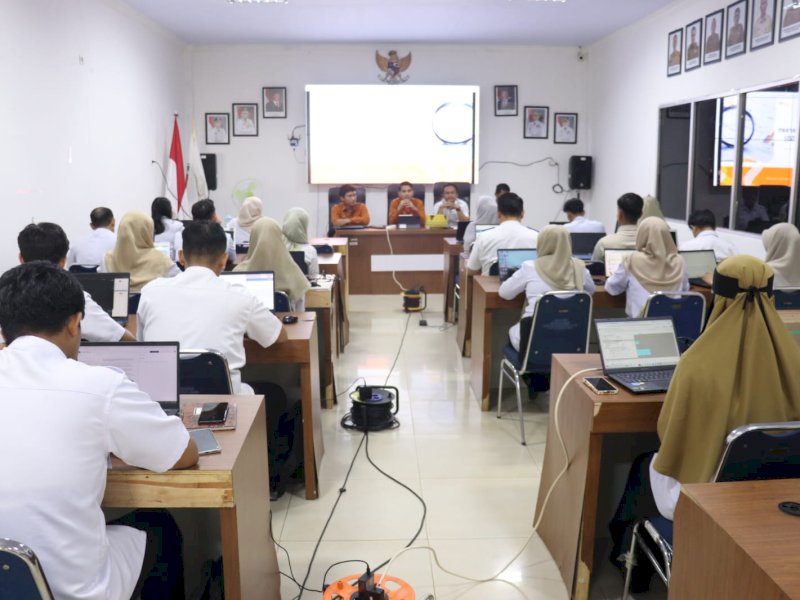 Pemerintah Kabupaten Luwu Timur terus memperkuat kualitas tata kelola data daerah melalui pembinaan statistik sektoral yang digelar Dinas Komunikasi, Informatika, Statistik dan Persandian (Diskominfo-SP) bersama Badan Pusat Statistik (BPS) Luwu Timur, Rabu (13/05/2026). @Jejakfakta/dok. Humas Pemkab Lutim