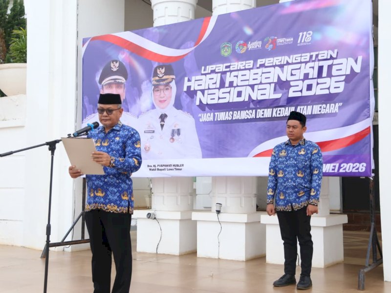 Asisten Administrasi Umum Setdakab Luwu Timur, Askar, saat memimpin Upacara Peringatan Hari Kebangkitan Nasional (Harkitnas) ke-118 dengan tema &ldquo;Jaga Tunas Bangsa Demi Kedaulatan Negara&rdquo; di Halaman Kantor Bupati Luwu Timur, Malili, Rabu (20/05/2026). @Jejakfakta/dok. Humas Pemkab Lutim
