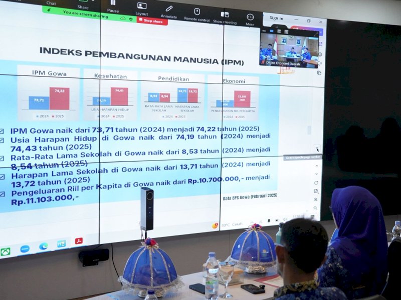 Bupati Gowa, Sitti Husniah Talenrang, saat mengikuti  forum Rembuk dan Bincang-Bincang Otonomi Daerah Antar Kepala Daerah dan Kementerian Dalam Negeri (REBOAN), secara virtual dari Peace Room Kantor Bupati Gowa, Rabu (20/5/2026). @Jejakfakta/dok. Humas Pemkab Gowa