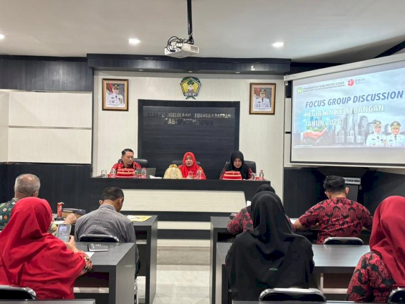 Focus Group Discussion (FGD) Kajian Kelitbangan Tahun 2026 yang digelar Badan Penelitian dan Pengembangan Daerah (Balitbangda) Kabupaten Gowa di Ruang Rapat Badan Pengelolaan Keuangan Daerah, Kantor Bupati Gowa, Kamis (21/5/2026). @Jejakfakta/dok. Humas Pemkab Gowa