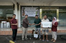 Sambut Iduladha 1447 H, GMTD Salurkan Hewan Kurban ke Lima Masjid di Kawasan Tanjung Bunga