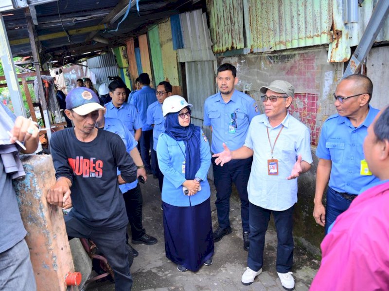 PDAM Makassar menyiagakan tim teknis selama 24 jam penuh untuk merespons laporan masyarakat, sekaligus mempercepat pembenahan jaringan distribusi air di wilayah terdampak. @Jejakfakta/dok. Humas Pemkot Makassar