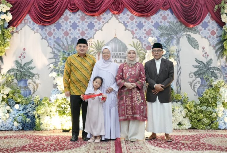 Rujab Wali Kota Dipenuhi Suasana Kekeluargaan, Pegawai dan Masyarakat Nikmati Momen Lebaran Bersama Munafri-Melinda