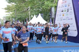 Ribuan Pelari Padati Losari, Makassar Half Marathon 2026 Jadi Panggung Sport Tourism Indonesia Timur