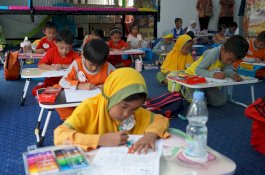 Festival Literasi Lutim 2026, Ribuan Anak Diajak Jatuh Cinta pada Buku Sejak Dini