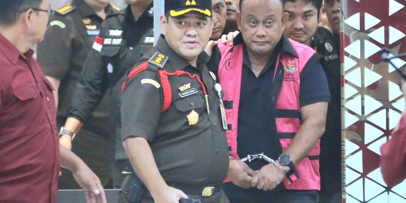 Breaking News: Kejagung Tahan Mantan Kepala BGN Dadan Hindayana