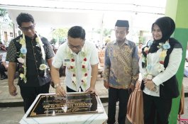 Resmikan Masjid Nurul Ilmi SMAN 10 Gowa, Wabup Darmawangsyah Dorong Penguatan Karakter dan Spiritualitas Siswa