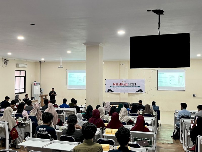 Peluncuran riset  &ldquo;Demokrasi yang Pudar di Tengah Lanskap yang Rapuh: Potret Keadilan Ekologis dalam Bayang-Bayang Penyempitan Ruang Sipil di Tiga Bentang Alam Sulawesi Selatan&rdquo; di Balai Sidang Universitas Muhammadiyah Makassar, Jumat (5/6/2026). @Jejakfakta/dok. Istimewa