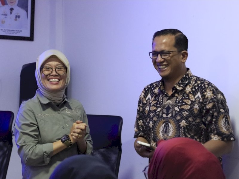 Kepala Diskominfo-SP Luwu Timur, Andi Tabacina Akhmad, saat menghadiri Bimbingan Teknis (Bimtek) yang digelar Dinas Komunikasi, Informatika, Statistik dan Persandian (Diskominfo-SP) Kabupaten Luwu Timur bersama Kementerian Komunikasi dan Digital (Kemkomdigi) di Media Center Diskominfo-SP, Ahad (07/06/2026). @Jejakfakta/dok. Humas Pemkab Lutim