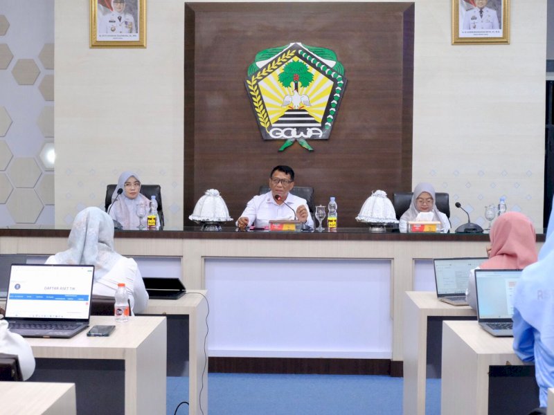 Sekretaris Daerah Kabupaten Gowa, Andy Azis, saat membuka Bimbingan Teknis (Bimtek) Keamanan Informasi bertema &ldquo;Memetakan Risiko, Membangun Keamanan Informasi&rdquo; yang diselenggarakan Dinas Komunikasi Informatika Statistik dan Persandian (Kominfo-SP) Kabupaten Gowa di Baruga Karaeng Pattingalloang, Kantor Bupati Gowa, Rabu (10/6/2026). @Jejakfakta/dok. Humas Pemkab Gowa