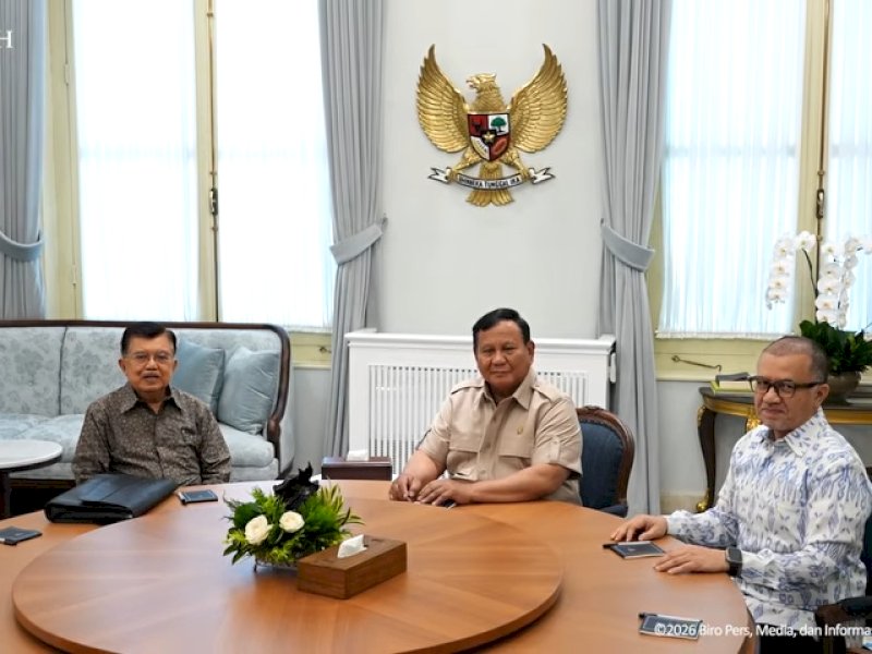 Presiden Prabowo Subianto menerima Wakil Presiden ke-10 dan ke-12 RI Jusuf Kalla didampingi Solihin Jusuf Kalla, di Istana Merdeka, Jakarta, Kamis (11/6/2026).  @jejakfaktacom/Ist.
