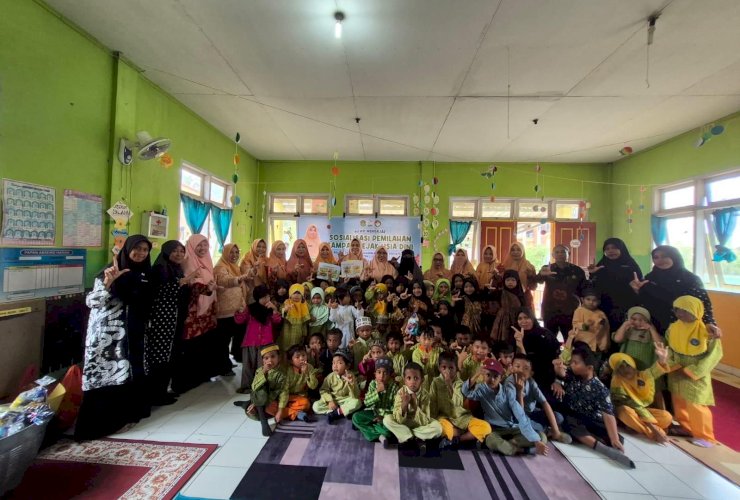 DWP Luwu Timur Tanamkan Budaya Pilah Sampah Lewat Pembelajaran Interaktif di TK Al Muhajirin