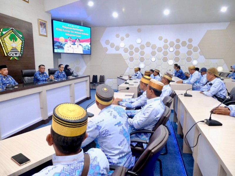 Sekretaris Daerah Kabupaten Gowa, Andy Azis,  saat melepas secara simbolis rombongan KTNA Kabupaten Gowa di Baruga Karaeng Pattingalloang, Kantor Bupati Gowa, Rabu (17/6/2026). @Jejakfakta/dok. Humas Pemkab Gowa