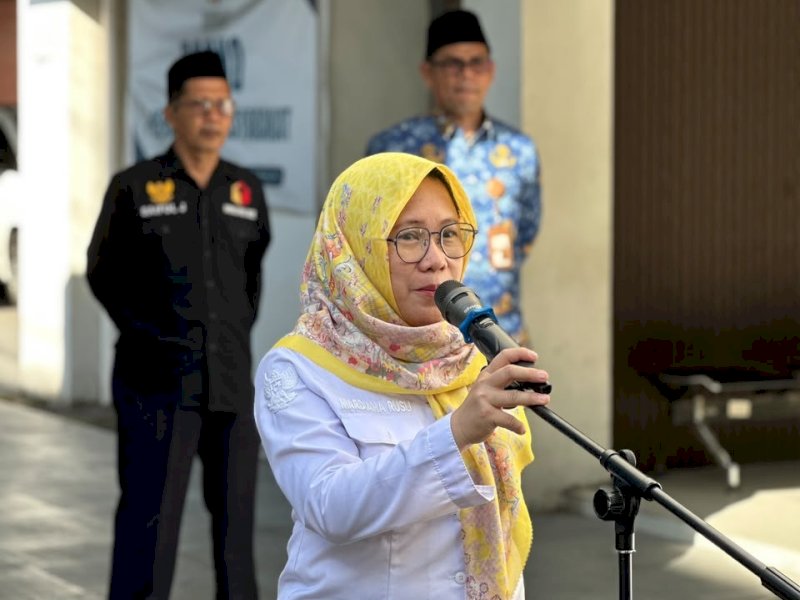 Ketua Bawaslu Provinsi Sulawesi Selatan, Mardiana Rusli, saat memimpin upacara Hari Kesadaran Nasional di halaman Kantor Bawaslu Provinsi Sulawesi Selatan, Rabu (17/6/2026). @Jejakfakta/dok. Istimewa