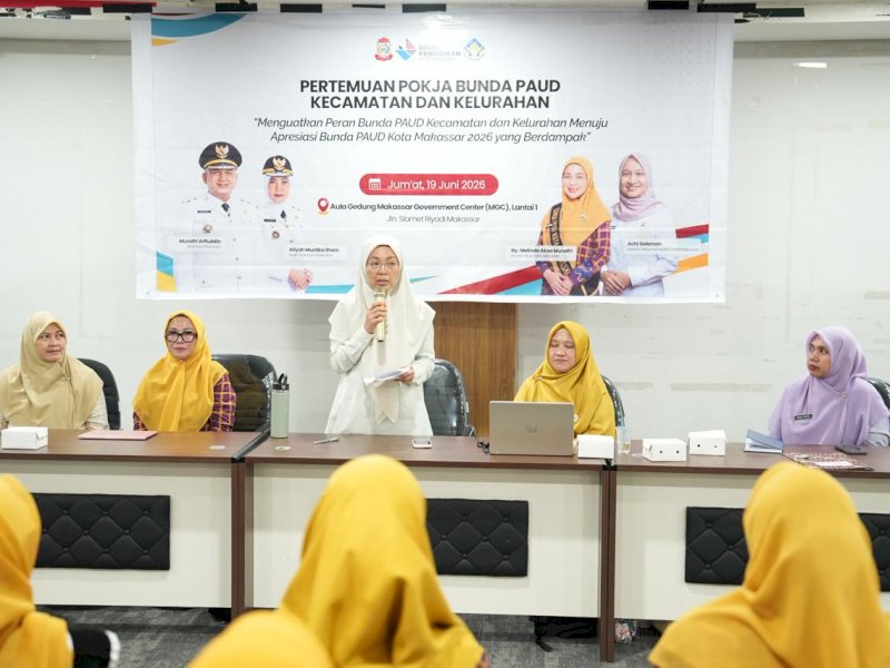 Bunda PAUD Kota Makassar, Melinda Aksa, saat memimpin Rapat Pertemuan Pokja Bunda PAUD Kecamatan dan Kelurahan yang berkolaborasi dengan Dinas Pendidikan Kota Makassar, di Aula Gedung Makassar Government Center, Jumat (19/6/2026). @Jejakfakta/dok. Humas Pemkot Makassar