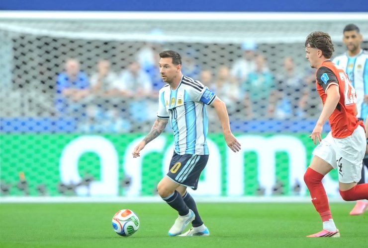 Lionel Messi Pecahkan Rekor Piala Dunia! Dua Gol ke Gawang Austria Bawa Argentina Lolos ke 32 Besar