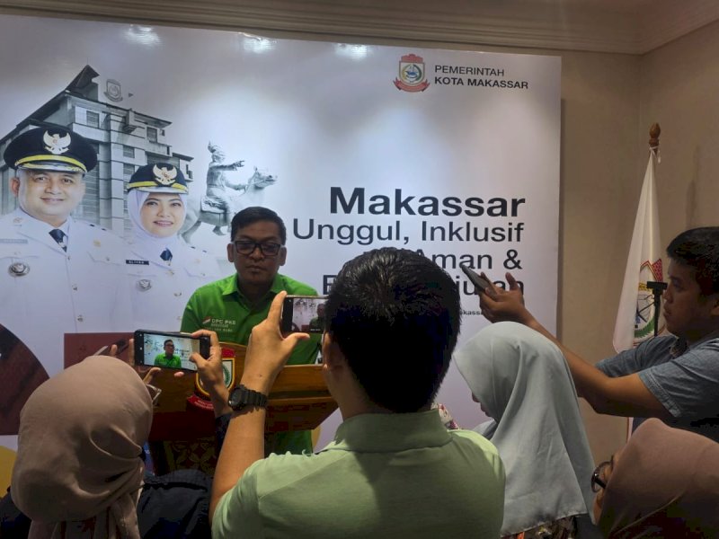 Wakil Ketua DPRD Sulawesi Selatan, Andi Fauzi Wawo, saat memberikan keterangan pers di Balai Kota Makassar, Senin (22/6/2026) malam. @Jejakfakta/dok. Humas Pemkot Makassar