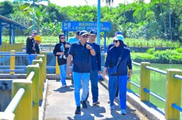 Komitmen Jaga Pelayanan Air Bersih, Direksi PDAM Makassar Pimpin Aksi Pembersihan Saluran Leko Pancing