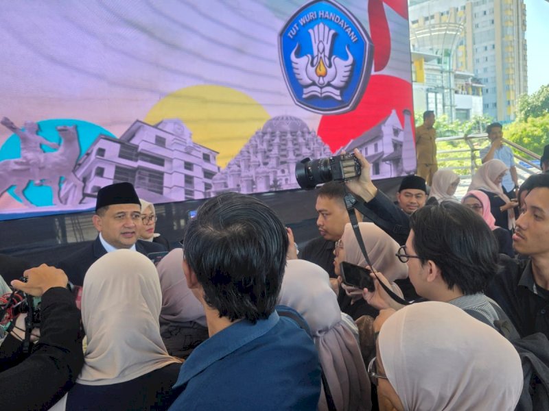 Wali Kota Makassar, Munafri Arifuddin, saat memberikan keterangan pers, Minggu (28/6/2025). @Jejakfakta/dok. Humas Pemkot Makassar