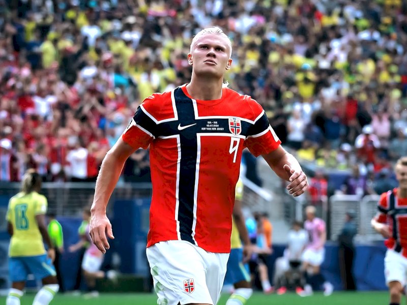 Erling Haaland mencetak dua gol di menit-menit akhir pertandingan. @jejakfaktacom/ Ist.