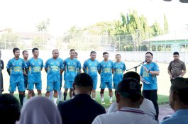 Pemkab Gowa dan Pemkot Palu Pererat Silaturahmi Lewat Laga Persahabatan di Stadion Kalegowa