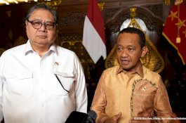 Presiden Prabowo Tetapkan Harga Khusus BBM Nelayan Kapal 30-200 GT Rp15.000 per Liter